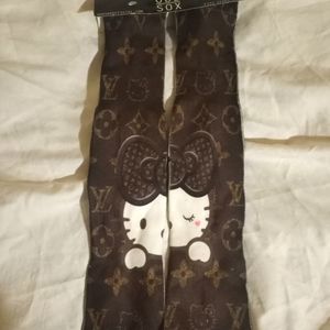 Louis vuitton hello kitty socks